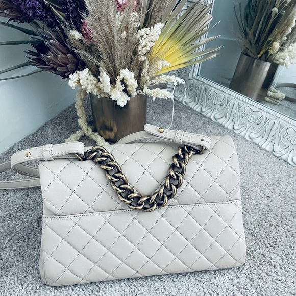 Chanel Trapezio Bag. Large. - Picture 8 of 17